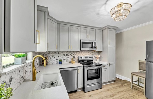 Gibsonville Apartment | 2BR - Mins to Downtown Gibsonville