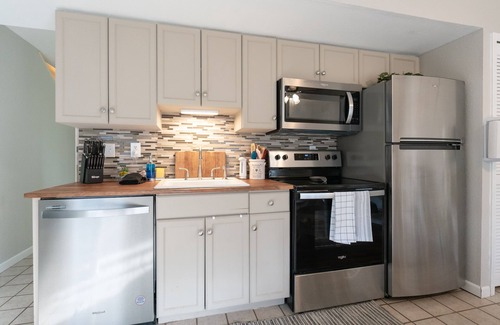 Table Rock Condo | 2BR ~ Near The Strip ~ Trophy Fishing Nearby ~ FREE TICKETS INCLUDED! (FC57-6)