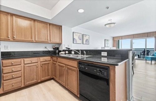 Downtown Myrtle Beach Condo | 2BR Oceanfront, 16th Floor, Bay View Resort, Pools, Downtown Myrtle Beach