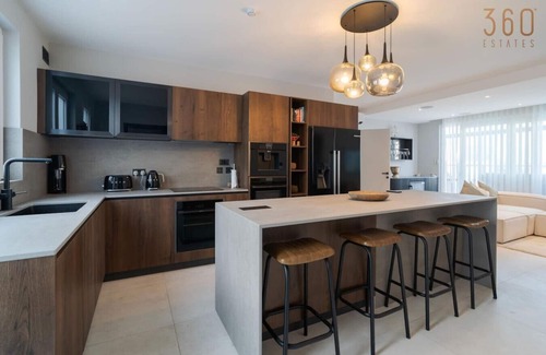 Sliema Apartment | 2BR Penthouse Paradise w/Jacuzzi & BBQ in Sliema
