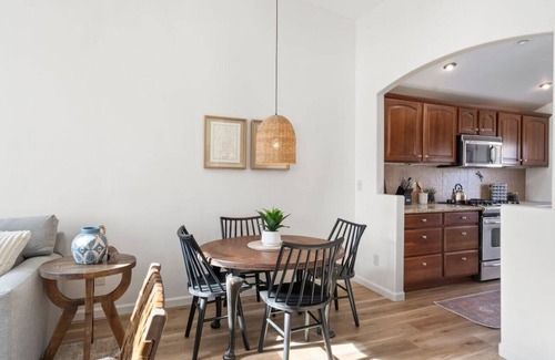 Uptown Sedona House | 2BR Serene Red Rock Retreat - Hot Tub & Nice Views