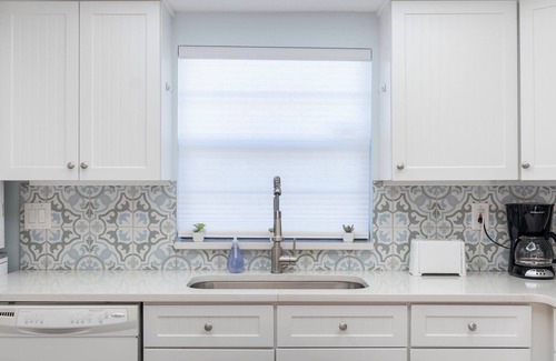 Avon By The Sea Condo | 2BR Sleeps 6 Beachfront Condo Poolfront BBQ Steps to Beach, the Pier and Dining