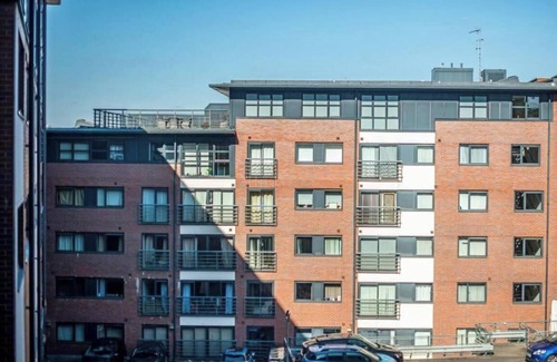 Bordesley Apartment | 2br-sleeps6-wifi-smarttv-o2academy-ws87