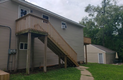 Rockford House | 2br updated private entrance upstairs