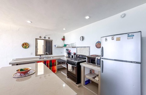 Colonia Meteorologico Condo | 2BR w/Private Ocean View Dipping Pool