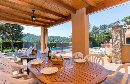 Puigventos Villa | 2CIP01-08pax - House with capacity for 08 people and private pool located in a quiet area