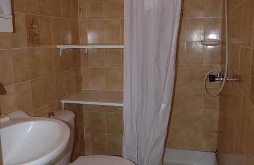 Saint-Pierre-la-Mer Apartment | 2minutes from the beach, 4-person apartment, close to shops