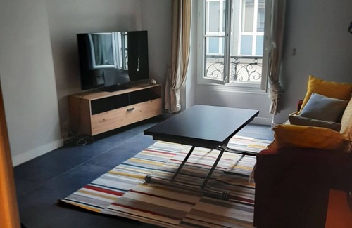 Bercy Apartment | 2mn D'opéra Bastille Dans Passage Calme Sans Voiture