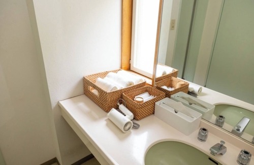 Kisami Hotel | 2nd floor twin room Room only 30 seconds walk to/Shimoda Shizuoka