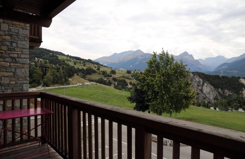 Aussois Apartment | 2nd floor, view open, balcony, tv, ski locker, 50m², Aussois