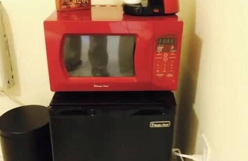 Flagami Apartment | 2PPL/Top Location/Parking/10 min Airport #3