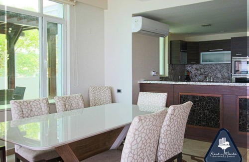 Manta Apartment | 3/3.5 Beachfront Condo in Santorini Building