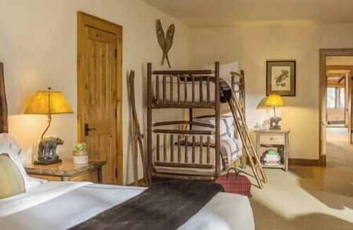 Lake Placid Resort | 3/3 Bedroom Suite-Lake Placid-The Whiteface Lodge!
