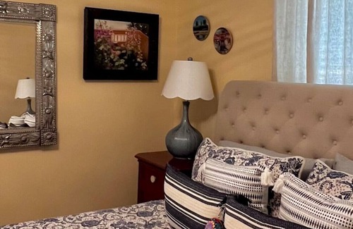 Las Cruces Apartment | 3 bd/Full kitchen/fenced yard near Field of Dreams