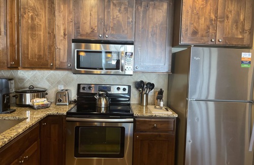 Breckenridge Resort | 3 Bd; master & 2 suites. Independence Superchair and Gondola in Its Backyard!