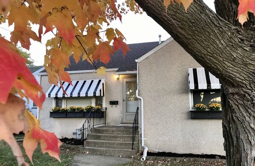 La Salle House | 3 BDR HOME - Fully Fenced Yard - 10 Mins to Starved Rock!