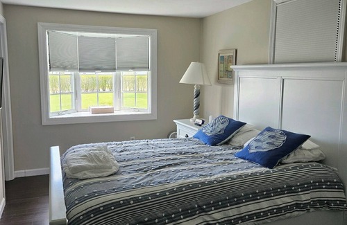 Cataumet Cottage | 3 bed 2 bath Beach Front Cottage in private neighborhood on Buzzards Bay