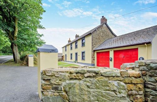 Haverfordwest House | 3 Bed in Broad Haven 78797