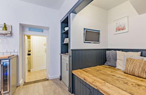 Kirriemuir House | 3 Bed in Kirriemuir 37440