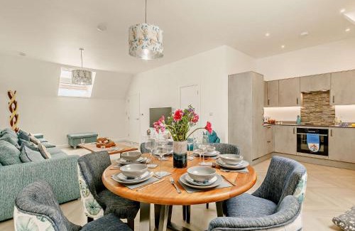 Newquay House | 3 Bed in Newquay 90070