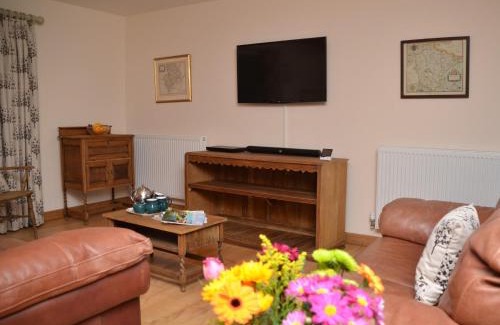 East Horrington House | 3 Bed in Wells 55232