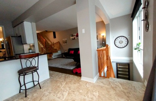 Doon South House | 3 Bedroom/2.5 Bath, Townhome in Doon Kitchener With Great Outdoors