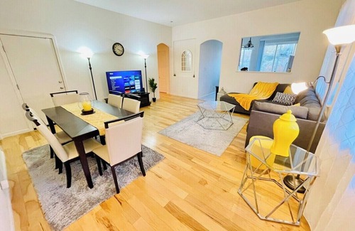 Northwest Reno House | 3-Bedroom/2-Bath/Pet OK/Sleeps10