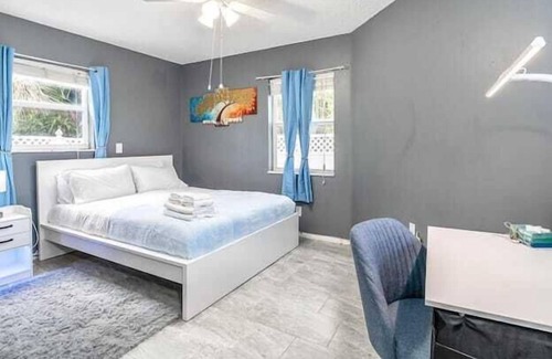 South Corals Apartment | 3 Bedroom 703298 by Houzlet