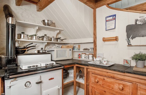 Helford Passage Cottage | 3 bedroom accommodation in The Lizard, near Falmouth