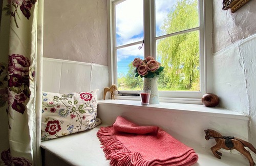 Compton Martin Cottage | 3 bedroom accommodation in Winford, near Cheddar