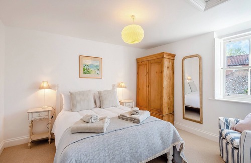 East Rudham Cottage | 3 bedroom accommodation in East Rudham, near Fakenham