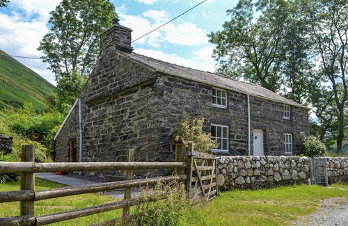 Mawddwy Cottage | 3 bedroom accommodation in Dinas Mawddwy, near Dolgellau