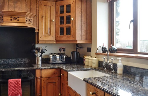 Caernarfon Cottage | 3 bedroom accommodation in Cilgwyn, near Caernarfon