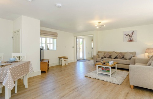 West Ashby Cottage | 3 bedroom accommodation in Fulletby, near Horncastle