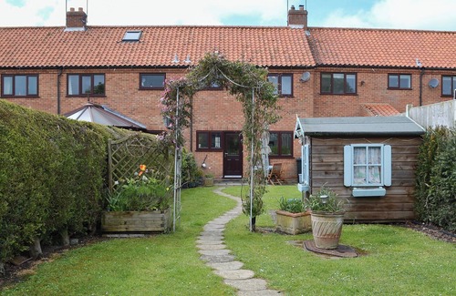 Hunstanton Cottage | 3 bedroom accommodation in Ringstead, near Hunstanton