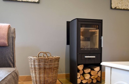 Maidstone Cottage | 3 bedroom accommodation in Ulcombe, near Maidstone
