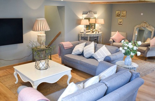 Maidstone Cottage | 3 bedroom accommodation in Ulcombe, near Maidstone