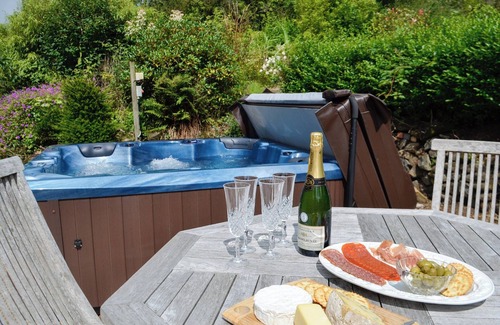 Mauchline Cottage | 3 bedroom accommodation in Mauchline