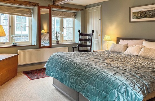 Tideswell Cottage | 3 bedroom accommodation in Tideswell