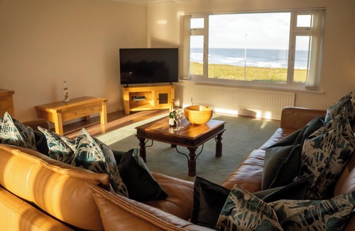 Seahouses Cottage | 3 bedroom accommodation in Seahouses, near Alnwick
