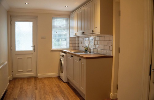 Seahouses Cottage | 3 bedroom accommodation in Seahouses, near Alnwick