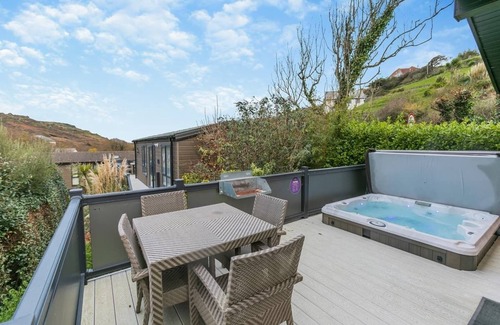 Mullion Ski Chalet | 3 bedroom accommodation in Mullion Cove, Helston