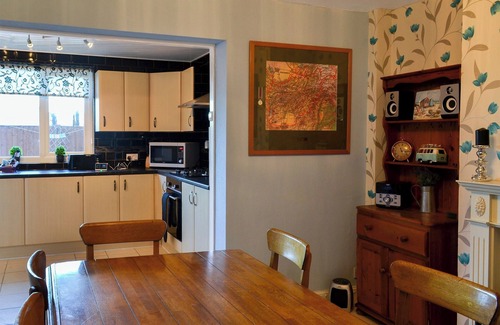 Anderby Creek Cottage | 3 bedroom accommodation in Anderby Creek, near Skegness