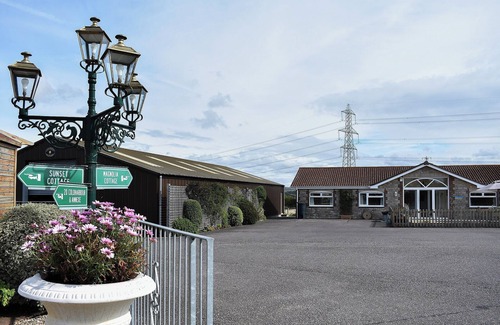 Weymouth Cottage | 3 bedroom accommodation in Chickerell, near Weymouth