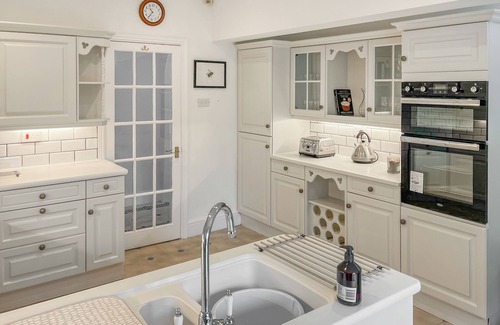 Thirsk Cottage | 3 bedroom accommodation in Sutton, near Thirsk