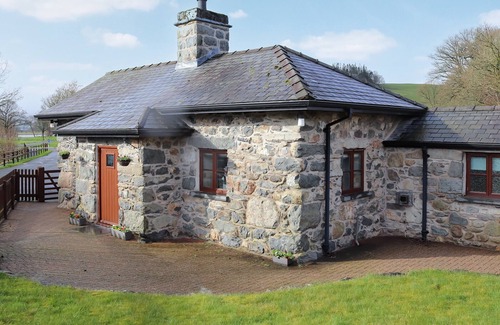 Llanuwchllyn Cottage | 3 bedroom accommodation in Llanuwchlyn, near Bala