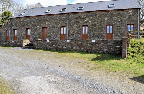 Cilybebyll Cottage | 3 bedroom accommodation in Rh&ocirc;s, near Pontardawe
