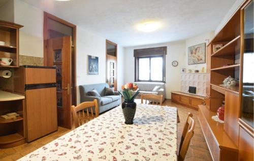 Lamon Apartment | 3 Bedroom Amazing Apartment In Lamon