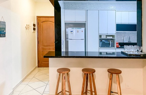 Tupi Apartment | 3 bedroom apartment, 100m from the beach with pool and barbecue