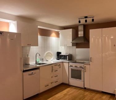 Gronland Apartment | 3-bedroom apt for 7,Two baths, Oslo Central